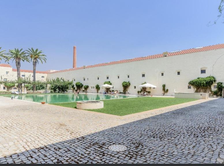 Flh Bernardas Cozy Mezzanine With Pool Apartment Tavira Bagian luar foto